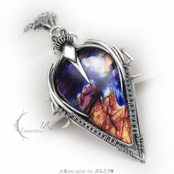 luxturh___silver_and_labradorite_by_lunarieen-d74my2k.jpg