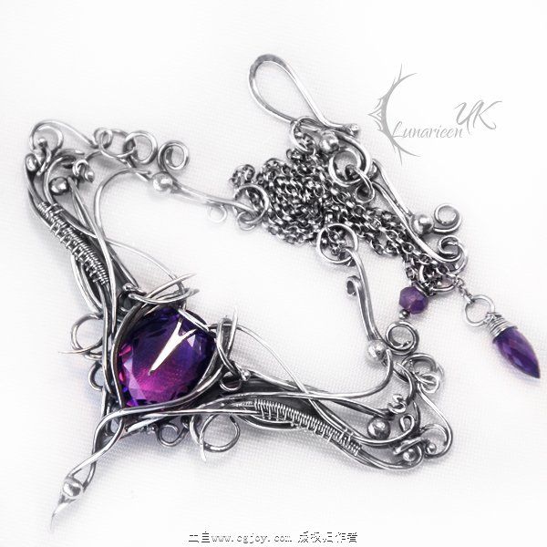 nantilux___silver_and_amethyst_by_lunarieen-d747xrv.jpg