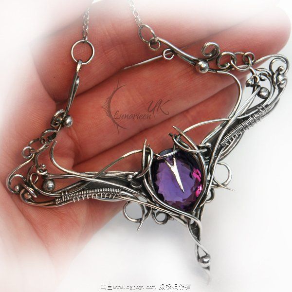 nantilux___silver_and_amethyst_by_lunarieen-d747xvp.jpg