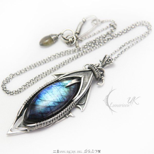 narxos___silver_and_labradorite_by_lunarieen-d757qo3.jpg