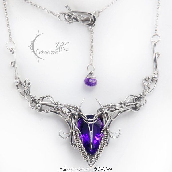 vilzuvilrh___silver_and__amethyst_by_lunarieen-d72itc6.jpg